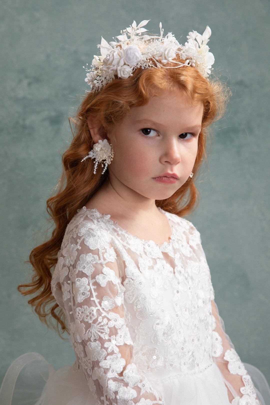 Handmade White Flower Earrings: Holy Communion Bridal Jewelry – handmade floral hair accessory by magaela