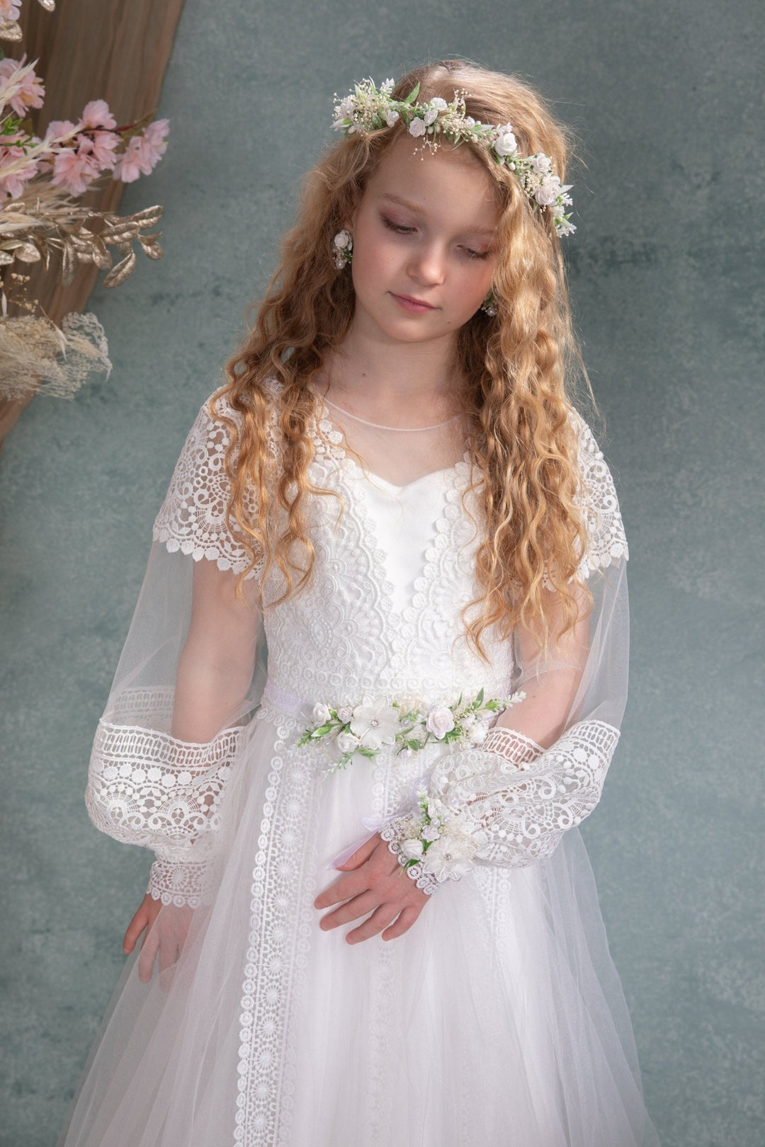 Floral First Communion Belt: White Flower Girl Dress Sash – handmade floral hair accessory by magaela