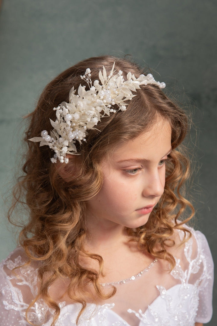 White Flower Crown: First Communion Headband with Pearls – handmade floral hair accessory by magaela