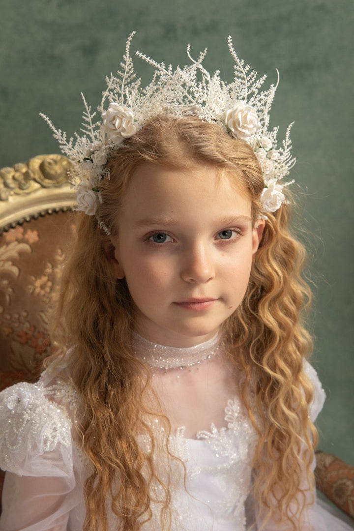 Cream Flower Bridal Crown: Romantic Wedding Headpiece – handmade floral hair accessory by magaela