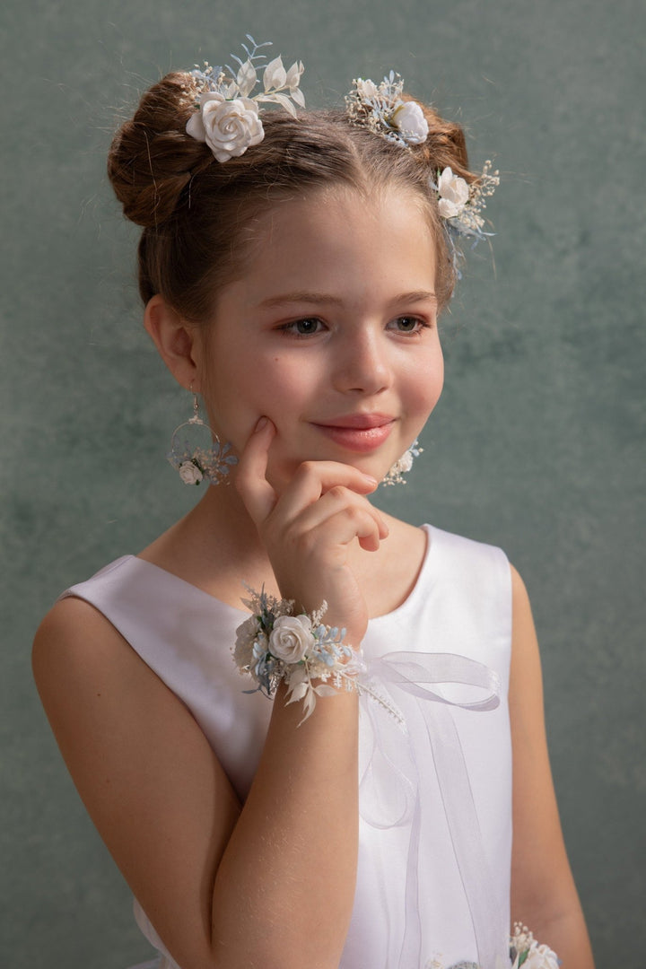 White Flower Wrist Corsage: Handmade Communion Bracelet – handmade floral hair accessory by magaela
