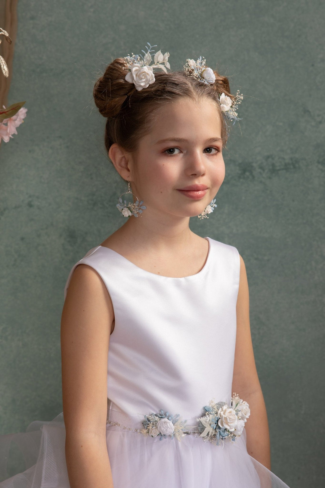 Handmade Flower Circle Earrings: Holy Communion Wedding Jewelry – handmade floral hair accessory by magaela