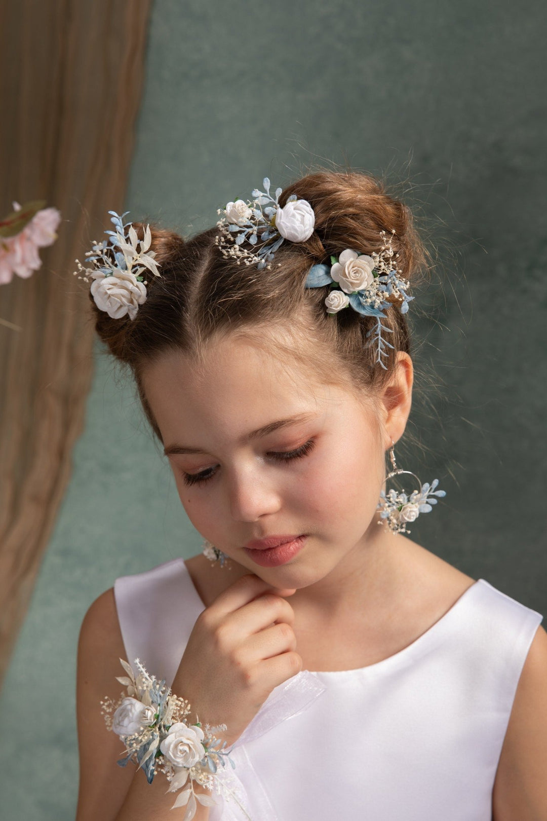 Handmade Flower Circle Earrings: Holy Communion Wedding Jewelry – handmade floral hair accessory by magaela