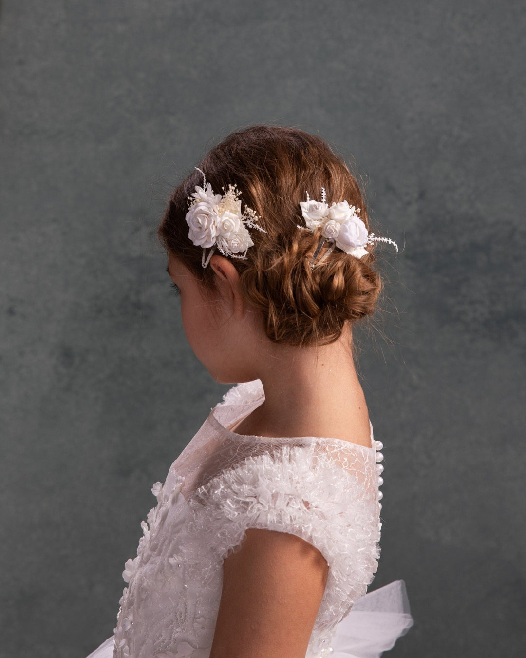 White Rose Hair Clip: First Communion Floral Headpiece – handmade floral hair accessory by magaela