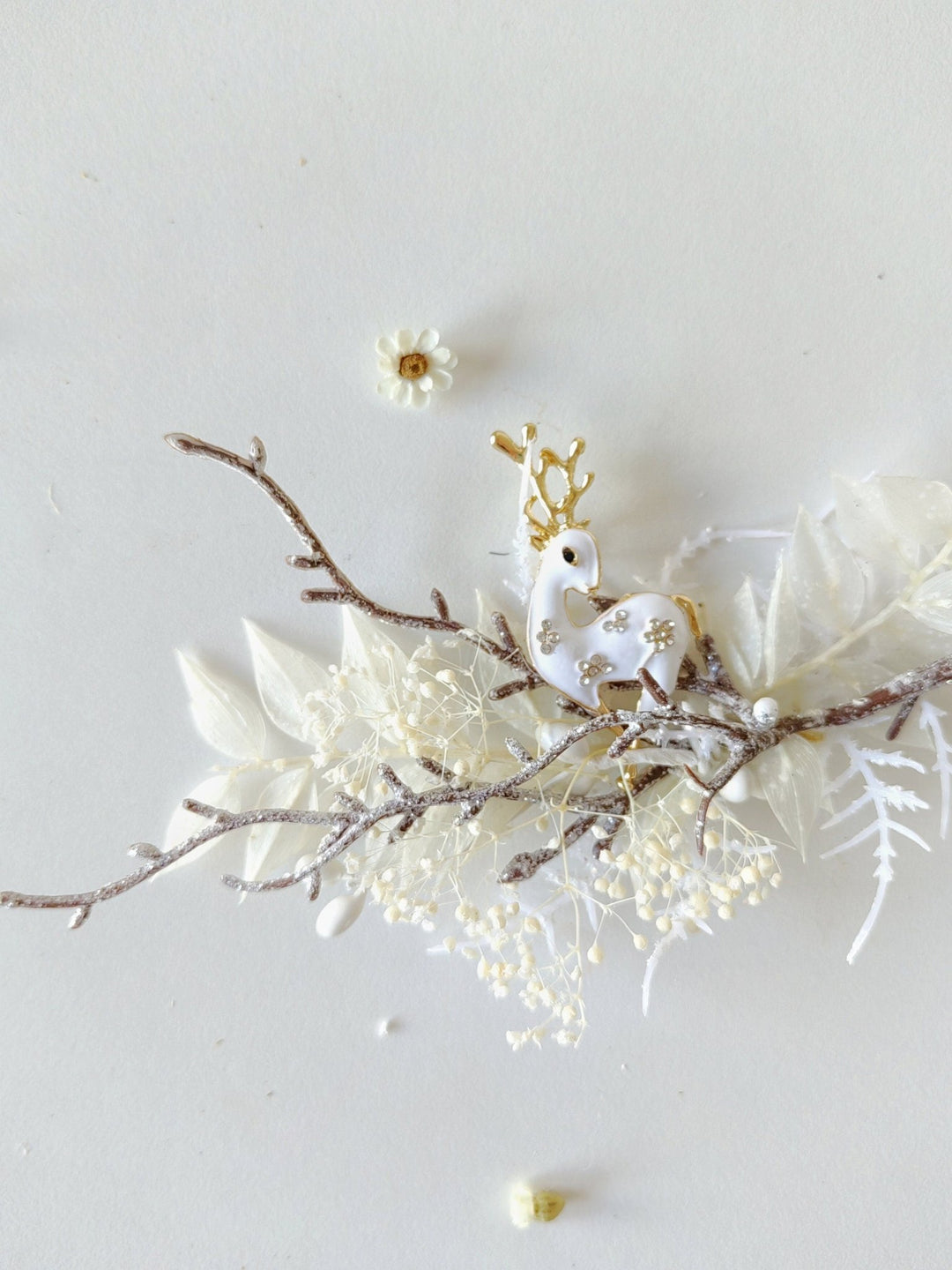 Winter Doe Brooch: Handmade Holiday Jewelry – handmade floral hair accessory by magaela