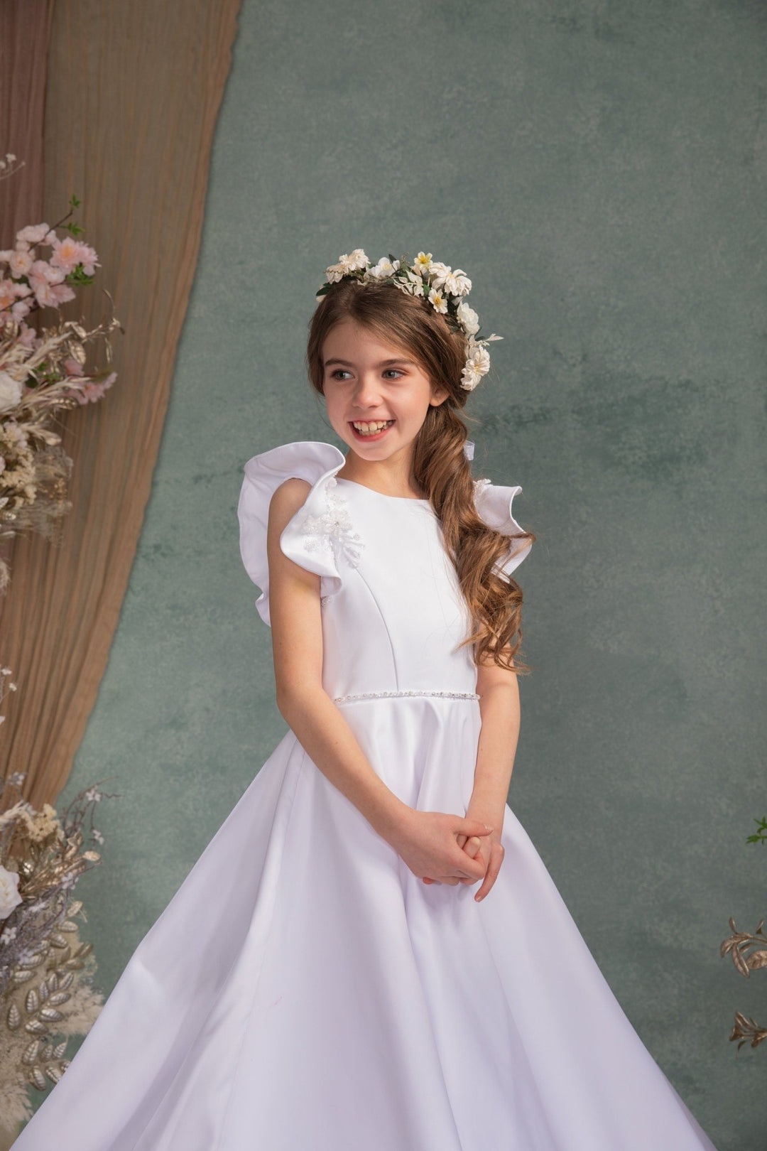 Cream Flower Wreath: Romantic Communion Headpiece – handmade floral hair accessory by magaela