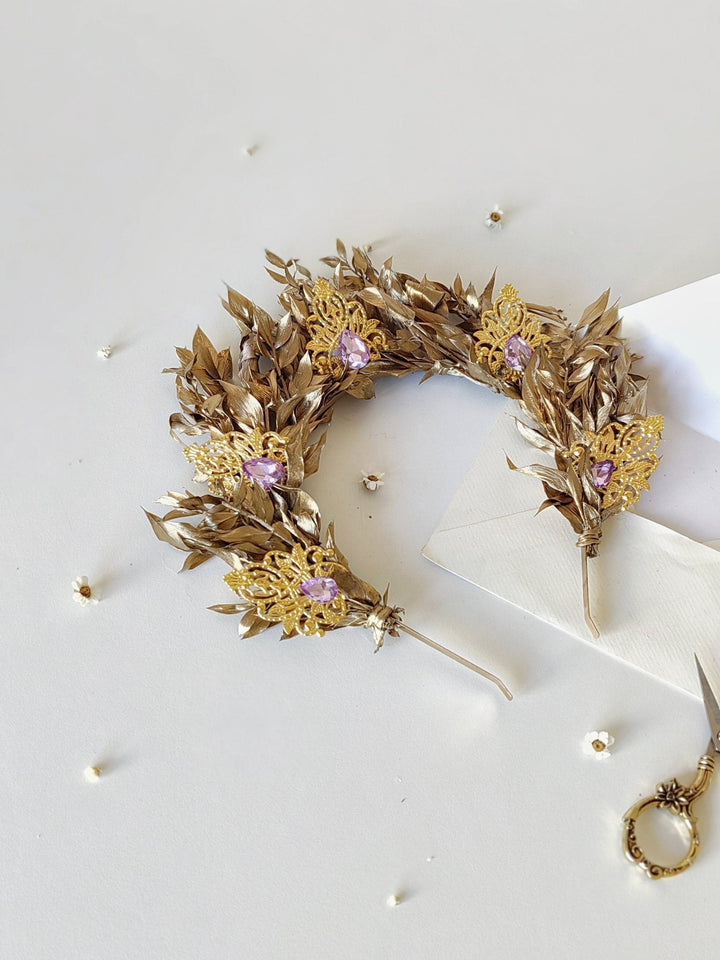 Golden Leaf Wedding Crown: Bridal Glam Hair Tiara – handmade floral hair accessory by magaela