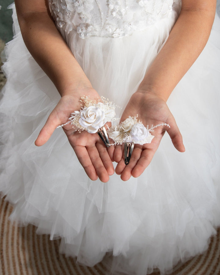 White Rose Hair Clip: First Communion Floral Headpiece – handmade floral hair accessory by magaela