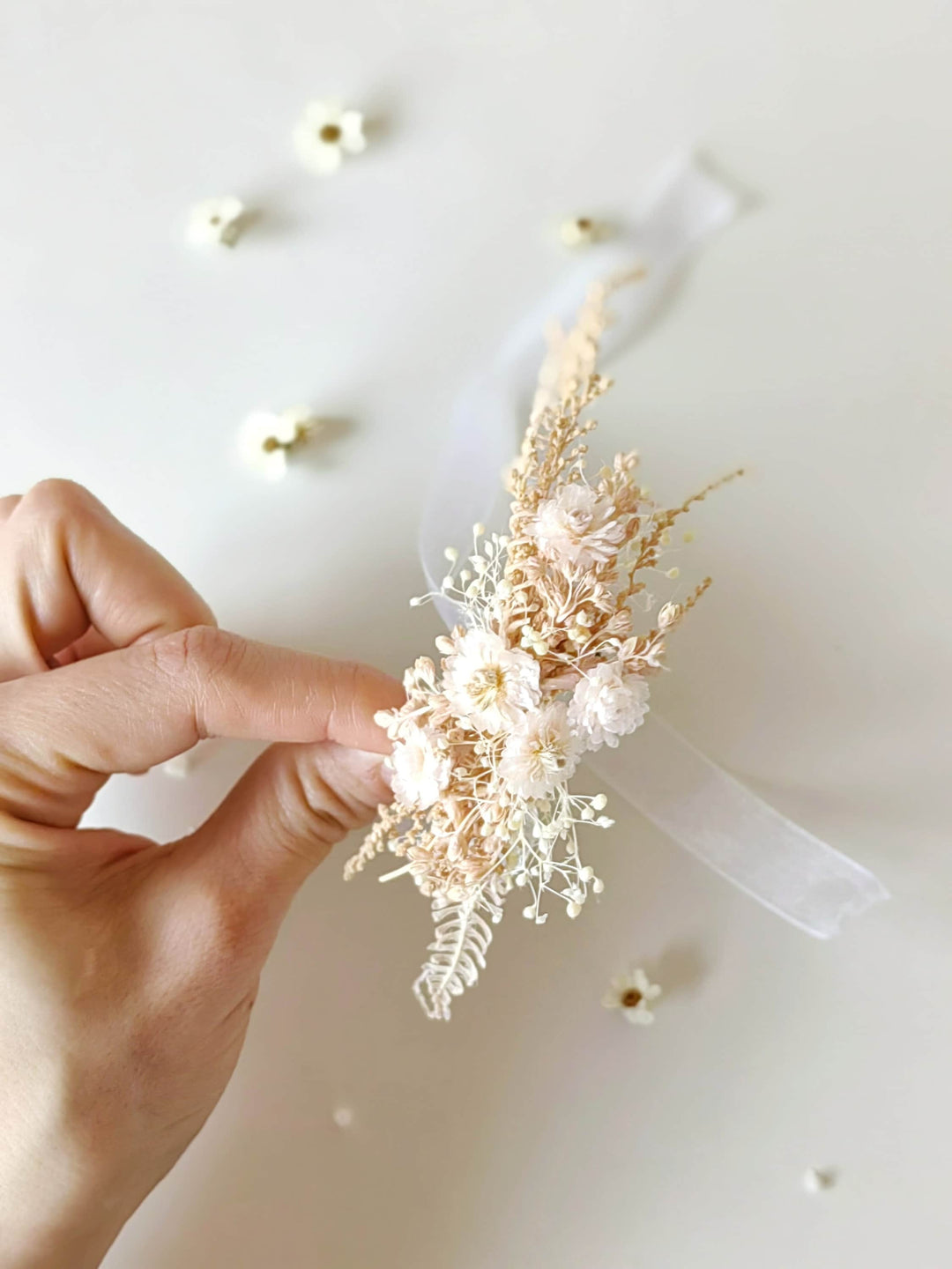 Floral Candle Decoration: Handmade First Holy Communion Candle Wreath – handmade floral hair accessory by magaela