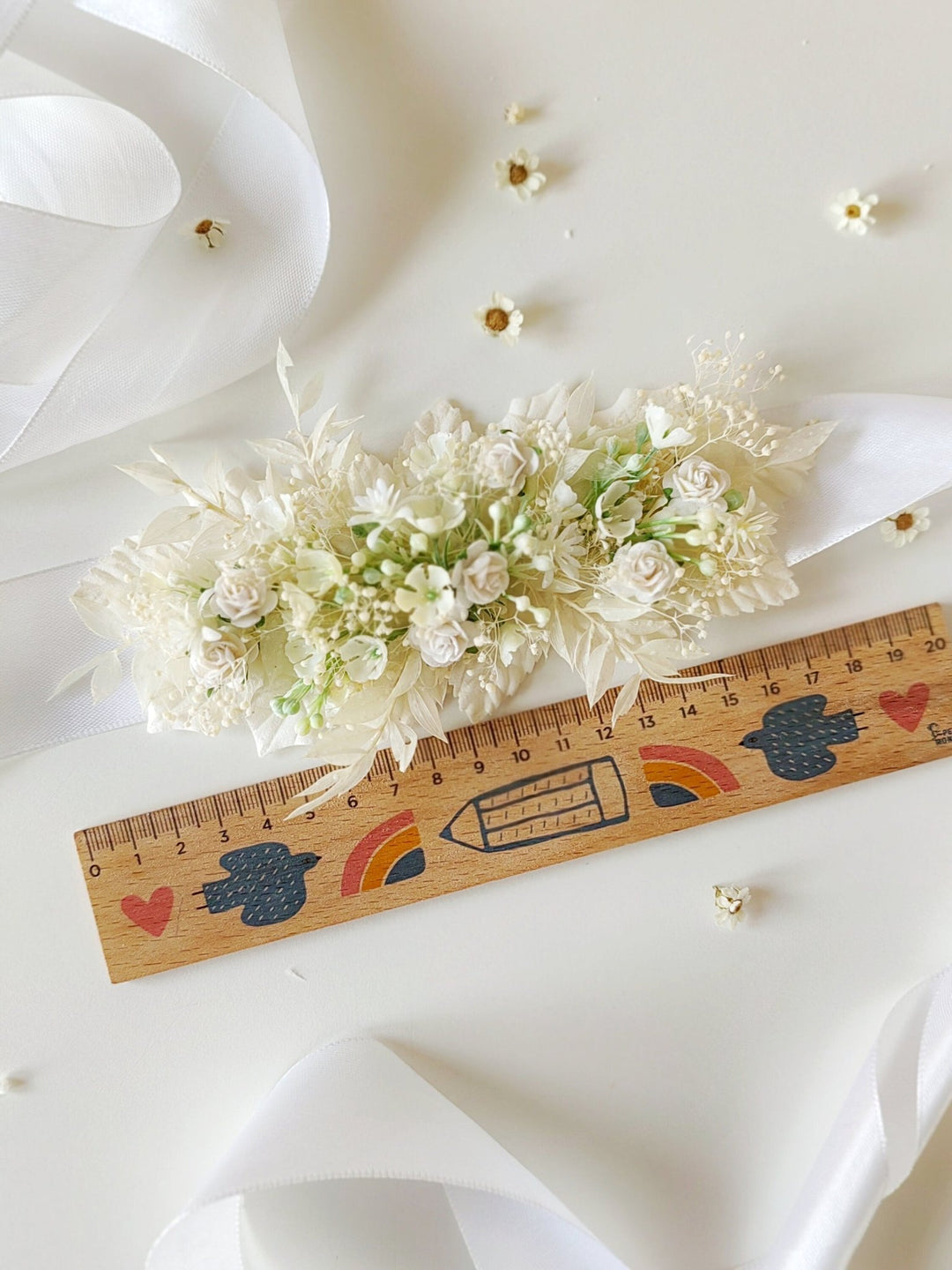 Cream Flower Girl Belt: Romantic First Communion Dress Sash – handmade floral hair accessory by magaela