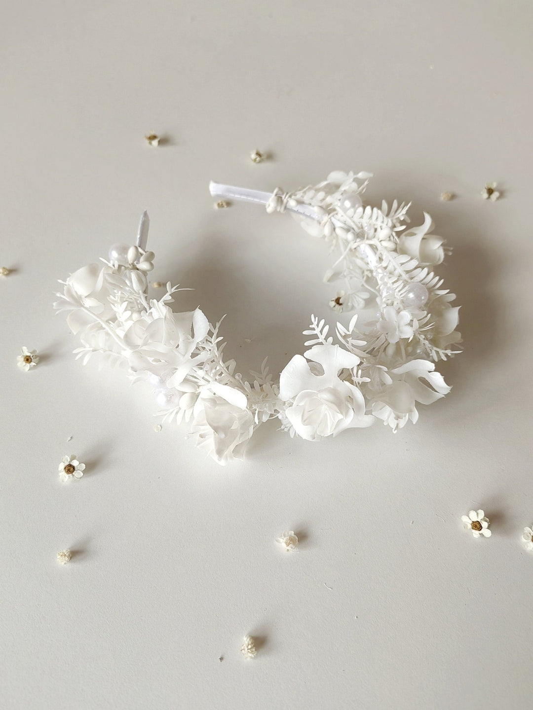 White Flower Crown Headband: First Communion, Bridesmaid Headpiece – handmade floral hair accessory by magaela