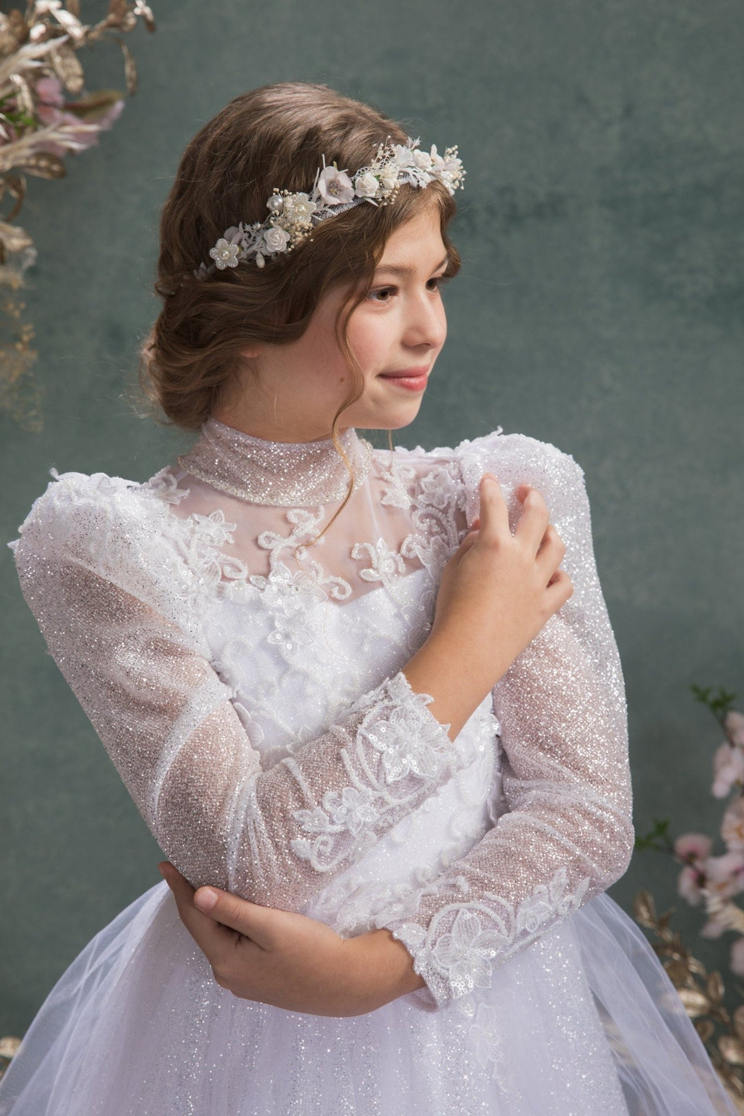 White Flower Crown: First Communion Bridal Headpiece with Pearls – handmade floral hair accessory by magaela