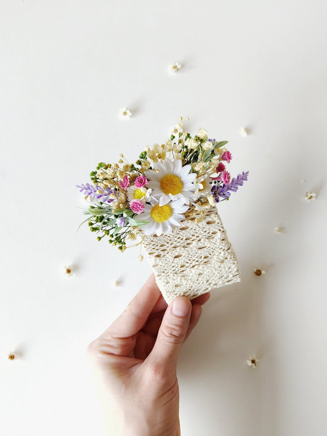 Daisy Boutonniere: Spring Wedding Pocket Square with Lavender – handmade floral hair accessory by magaela