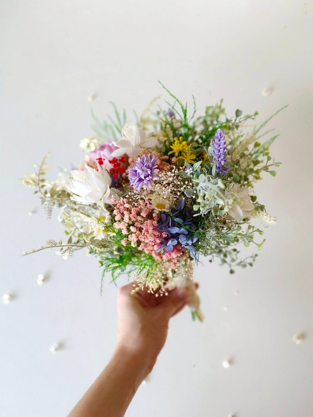 Medium Boho Bridal Bouquet: Wildflower Daisy, Summer Lavender – handmade floral hair accessory by magaela