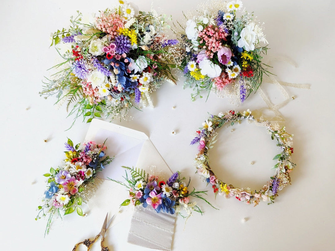 Wildflower Hair Comb: Romantic Bridal Boho Wedding Accessory – handmade floral hair accessory by magaela