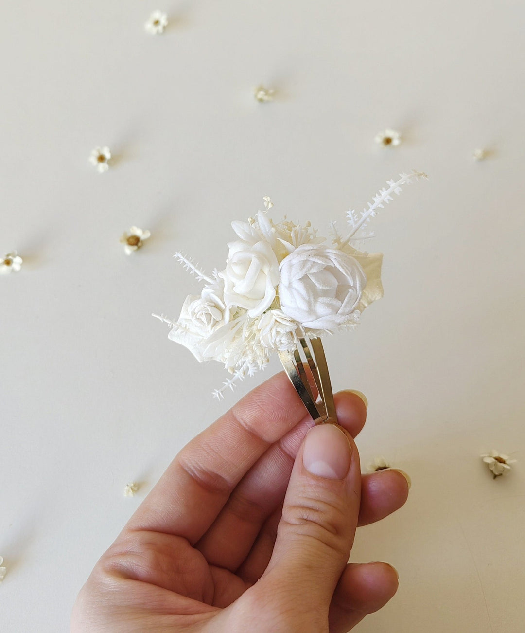 White Rose Hair Clip: First Communion Floral Headpiece – handmade floral hair accessory by magaela