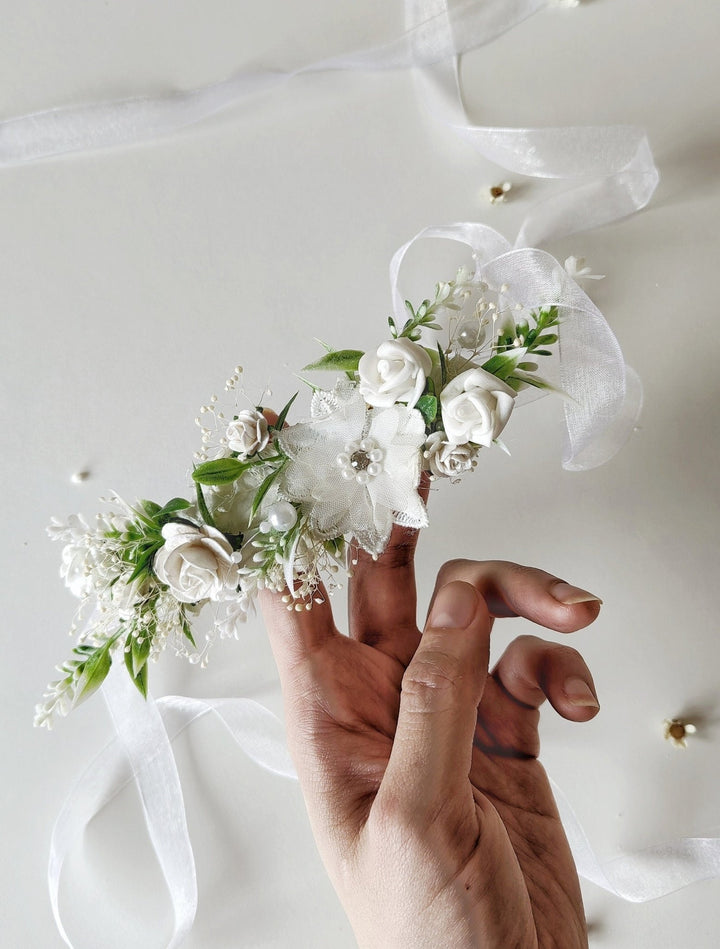 Floral First Communion Belt: White Flower Girl Dress Sash – handmade floral hair accessory by magaela