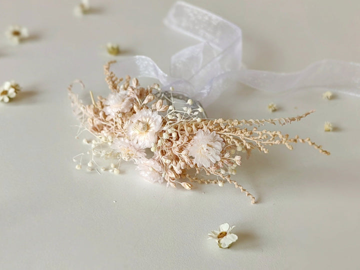 Floral Candle Decoration: Handmade First Holy Communion Candle Wreath – handmade floral hair accessory by magaela