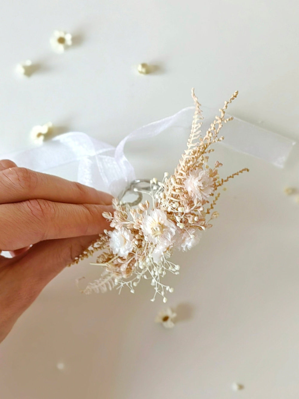 Floral Candle Decoration: Handmade First Holy Communion Candle Wreath – handmade floral hair accessory by magaela