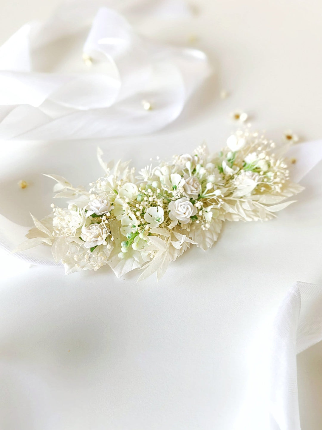 Cream Flower Girl Belt: Romantic First Communion Dress Sash – handmade floral hair accessory by magaela