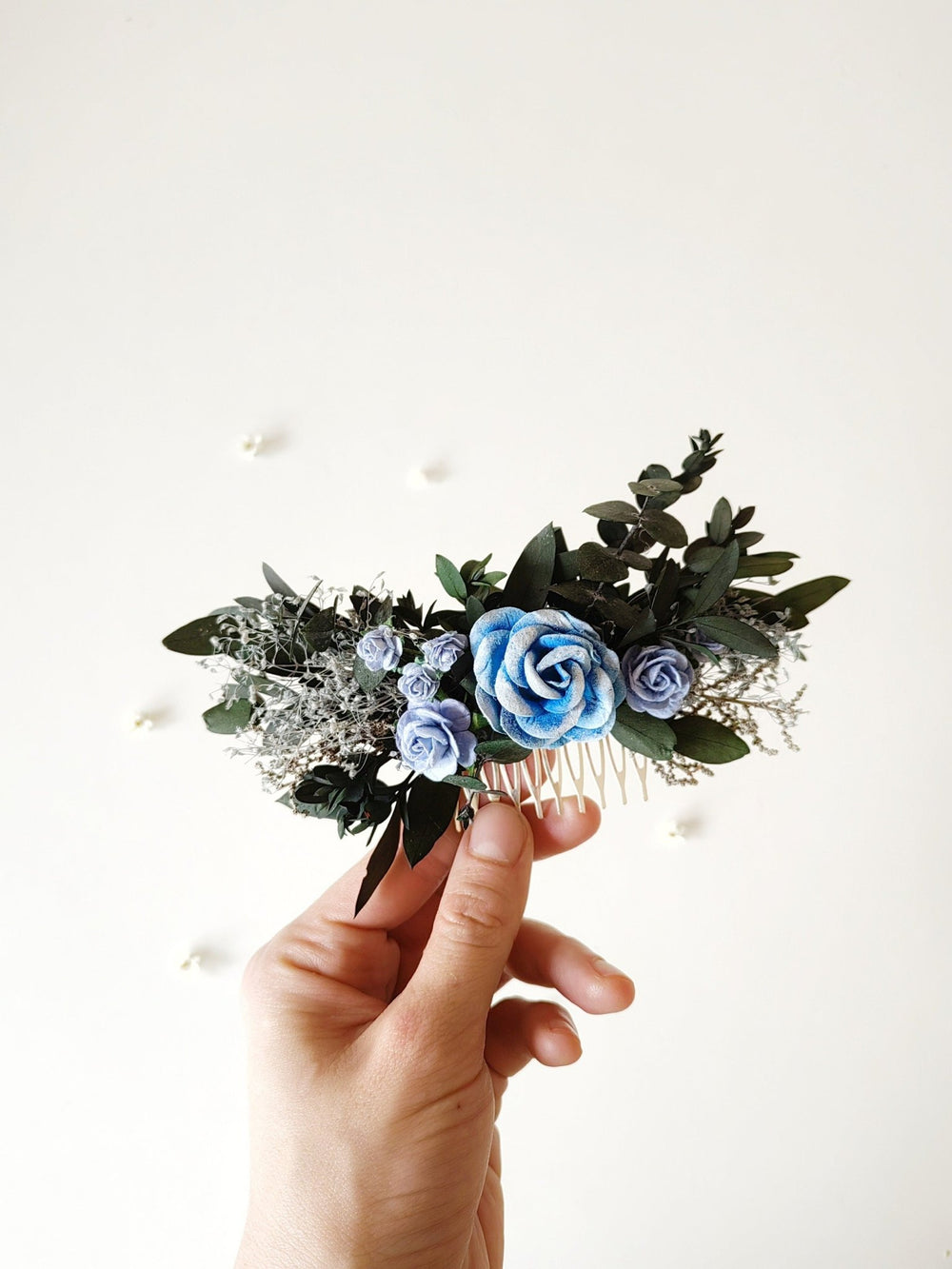 Romantic Rose Hair Comb: Bridal Flower Hairpiece – handmade floral hair accessory by magaela