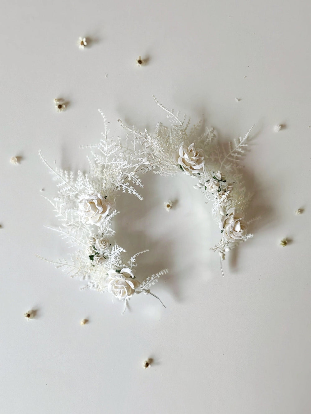 Cream Flower Bridal Crown: Romantic Wedding Headpiece – handmade floral hair accessory by magaela