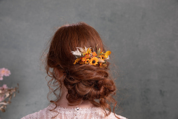 Sunflower Bridal Hair Comb: Yellow Summer Wedding Accessory – handmade floral hair accessory by magaela