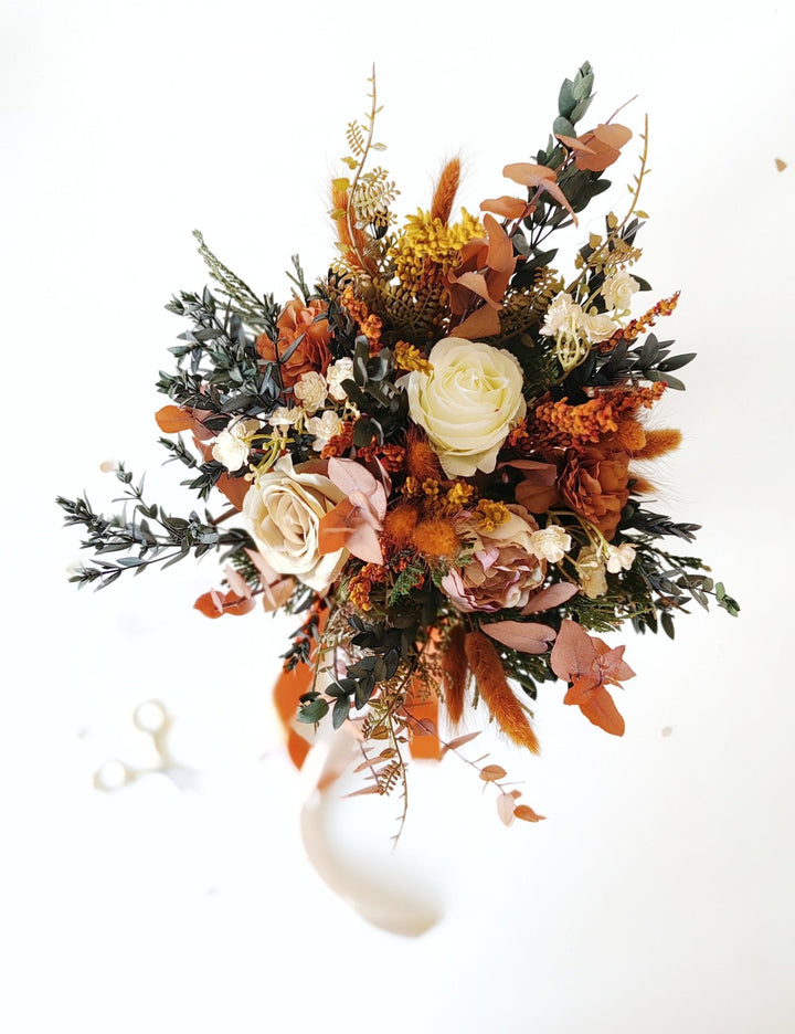 Terracotta Bridal Bouquet: Rustic Autumn Wedding, Boho Style – handmade floral hair accessory by magaela