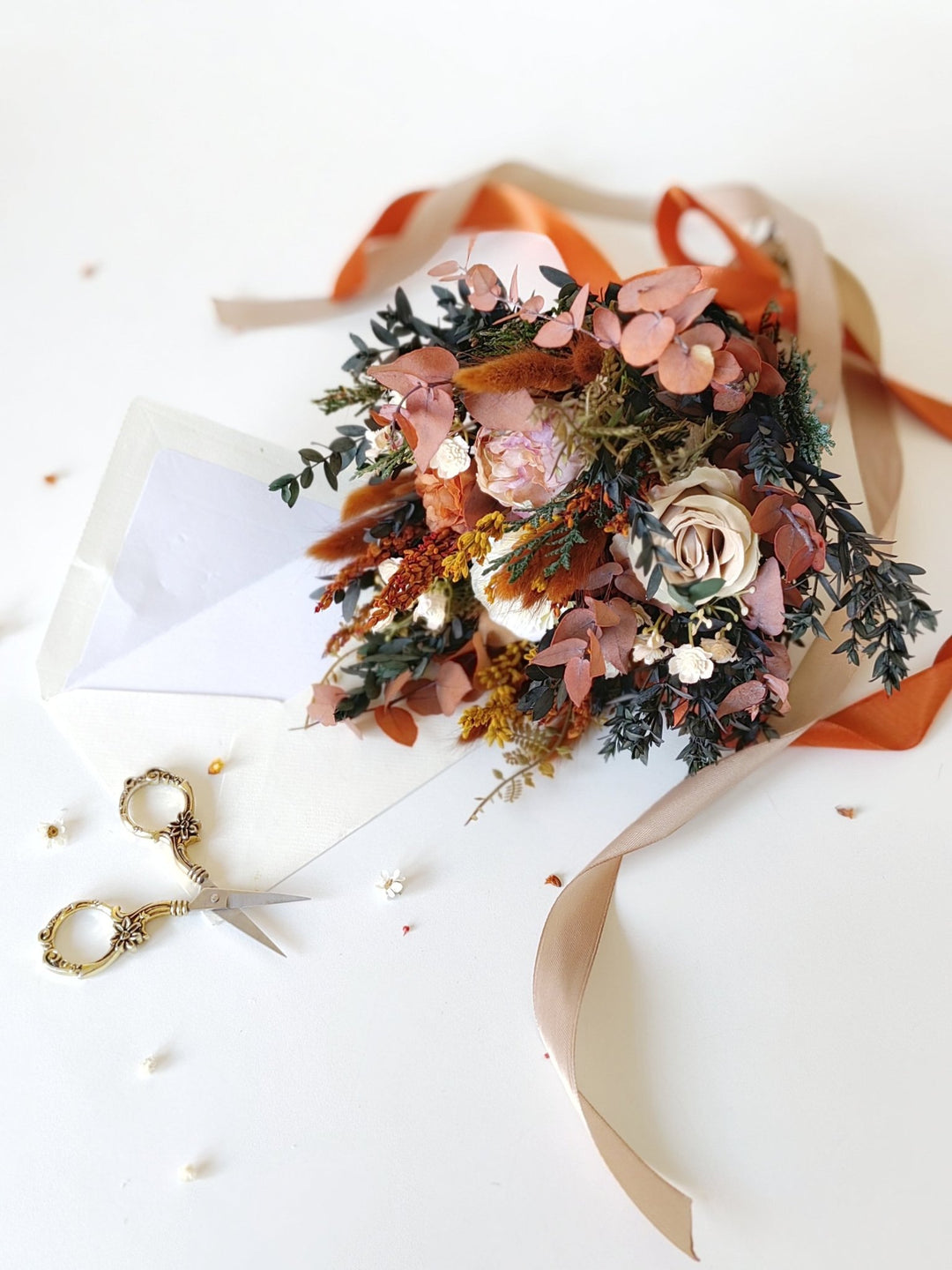 Terracotta Bridal Bouquet: Rustic Autumn Boho Wedding – handmade floral hair accessory by magaela