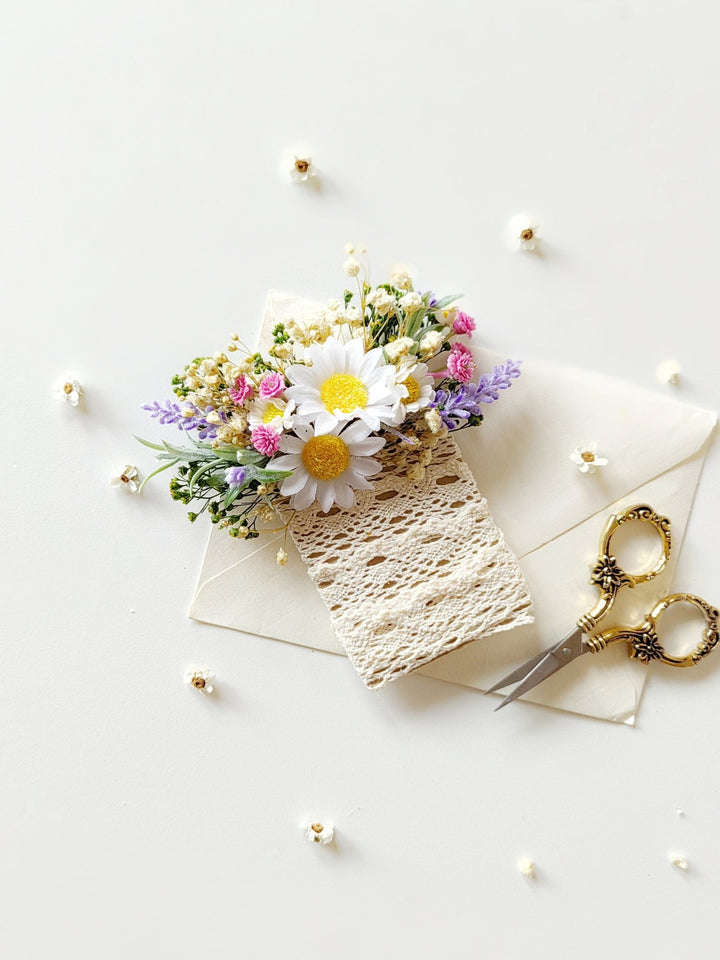 Daisy Boutonniere: Spring Wedding Pocket Square with Lavender – handmade floral hair accessory by magaela