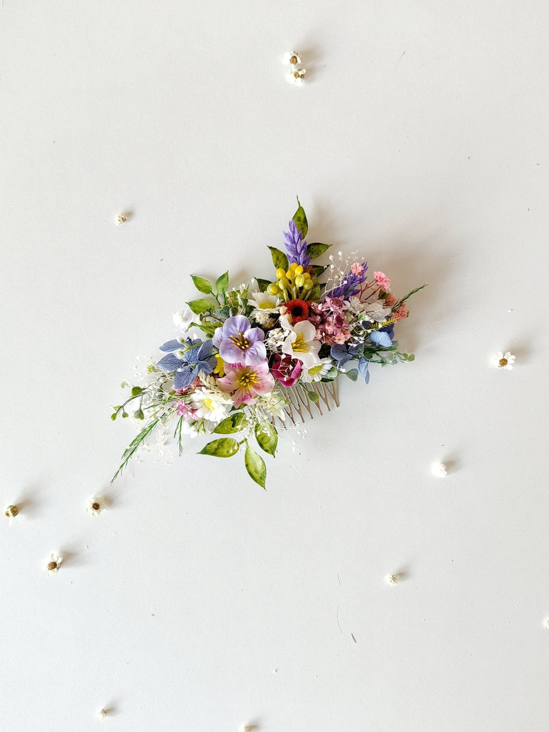 Wildflower Hair Comb: Romantic Bridal Boho Wedding Accessory – handmade floral hair accessory by magaela