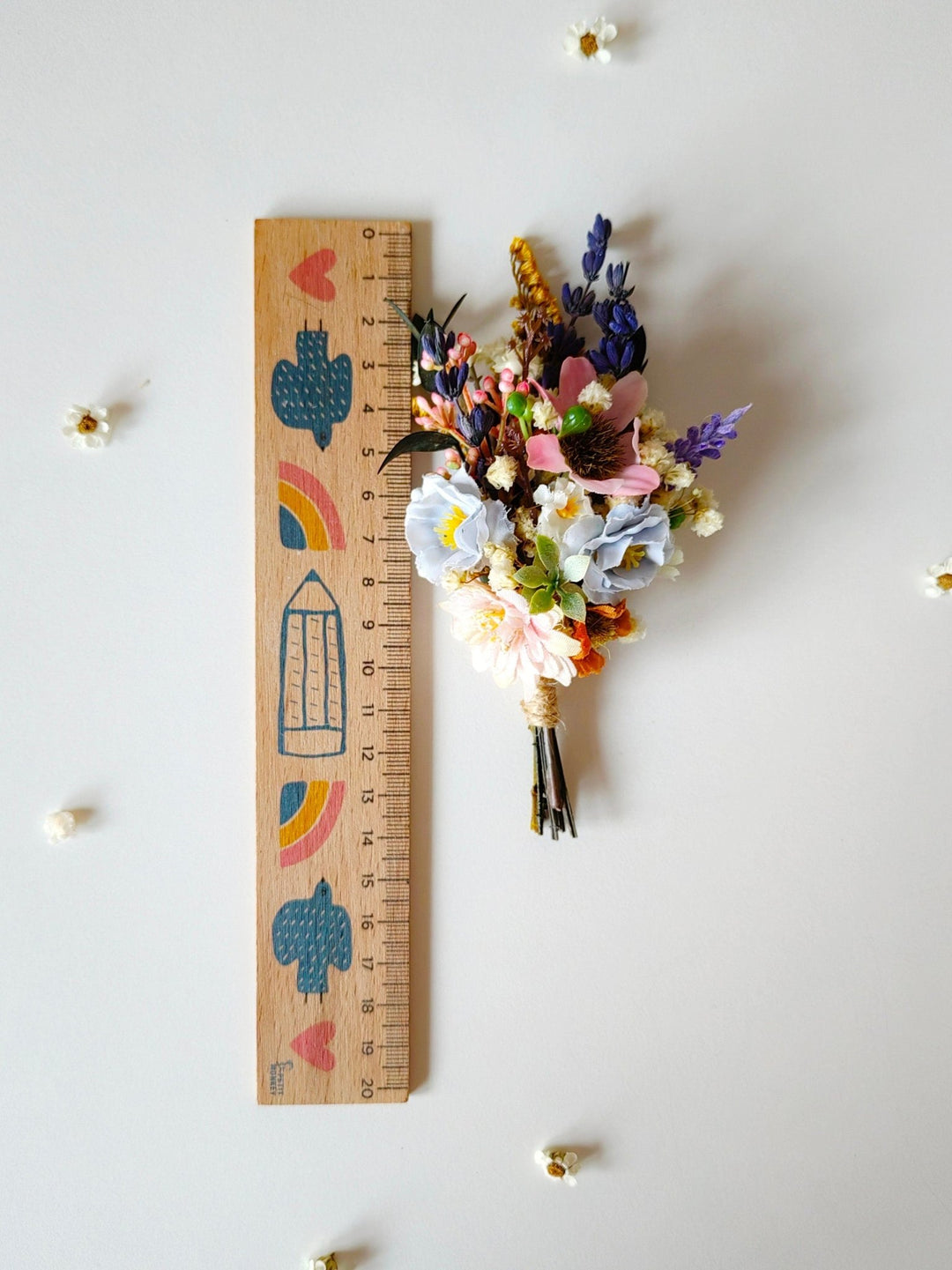 Lavender Wedding Boutonniere: Meadowy Groom Buttonhole – handmade floral hair accessory by magaela