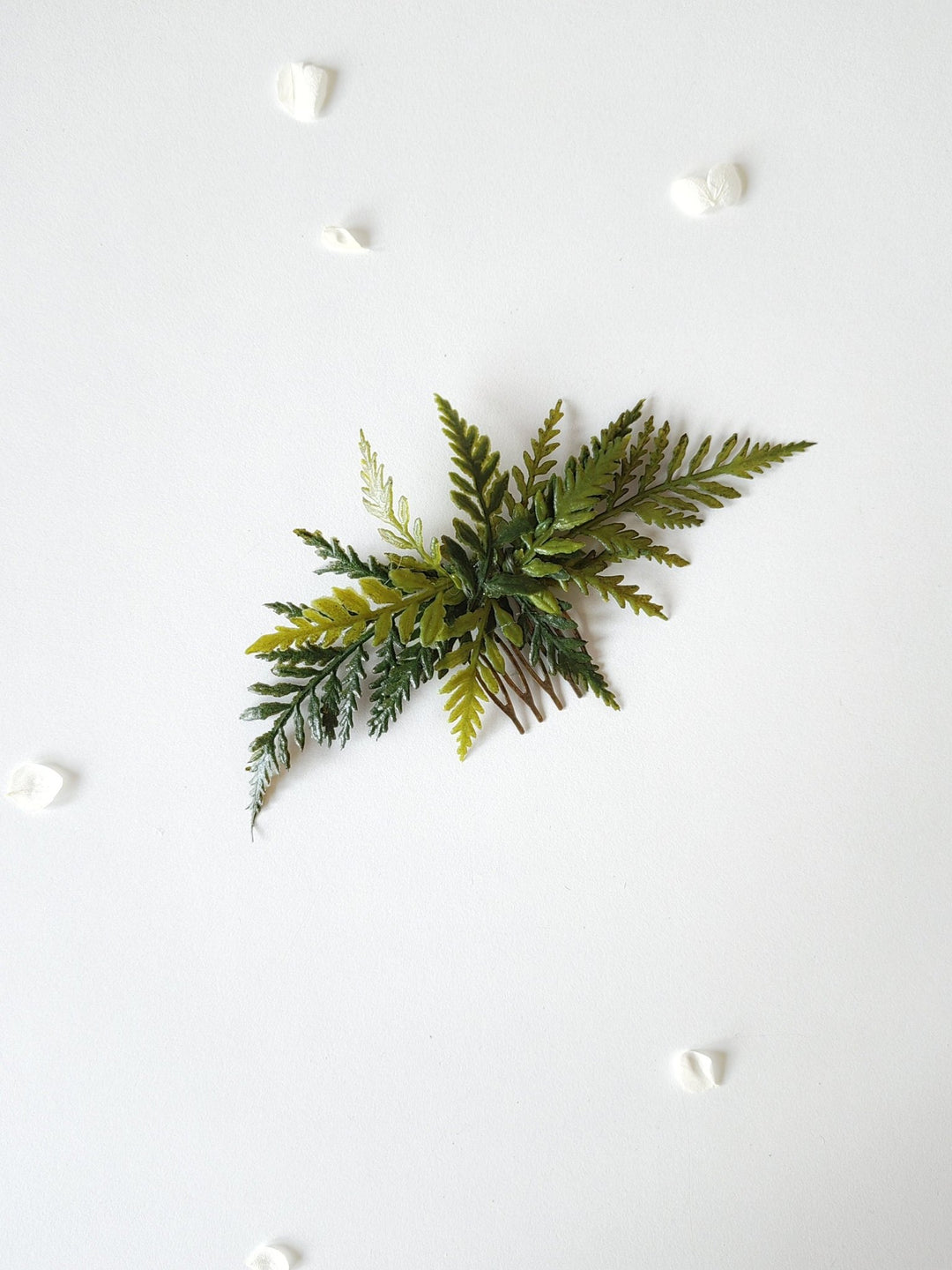 Fern Bridal Hair Comb & Pins: Greenery Wedding Hair Accessory – handmade floral hair accessory by magaela