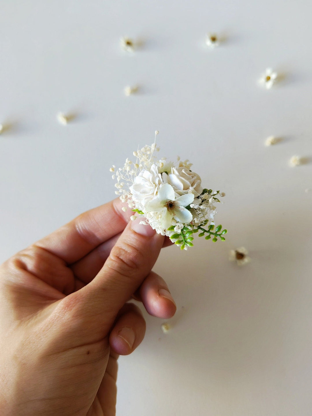 White Flower Ring: Adjustable Floral Bridal Jewelry – handmade floral hair accessory by magaela