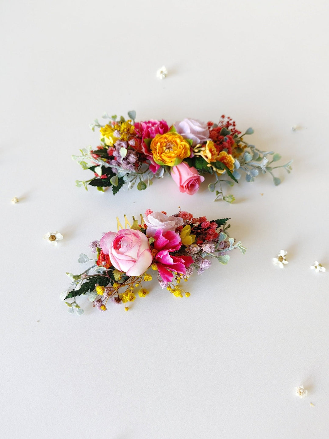 Colorful Floral Hair Comb: Boho Bridal Wedding Accessory – handmade floral hair accessory by magaela