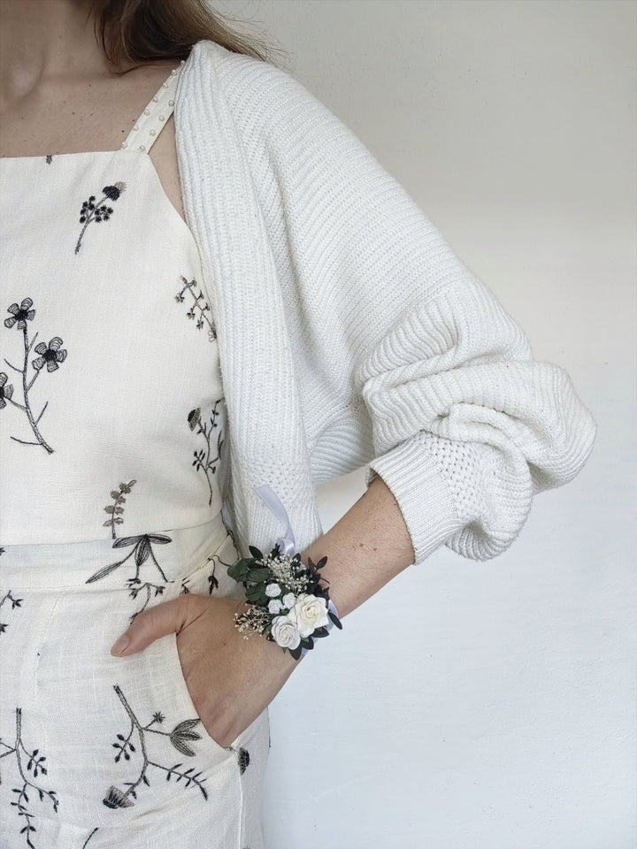 White Rose Eucalyptus Bracelet: Greenery Wedding Wrist Corsage – handmade floral hair accessory by magaela