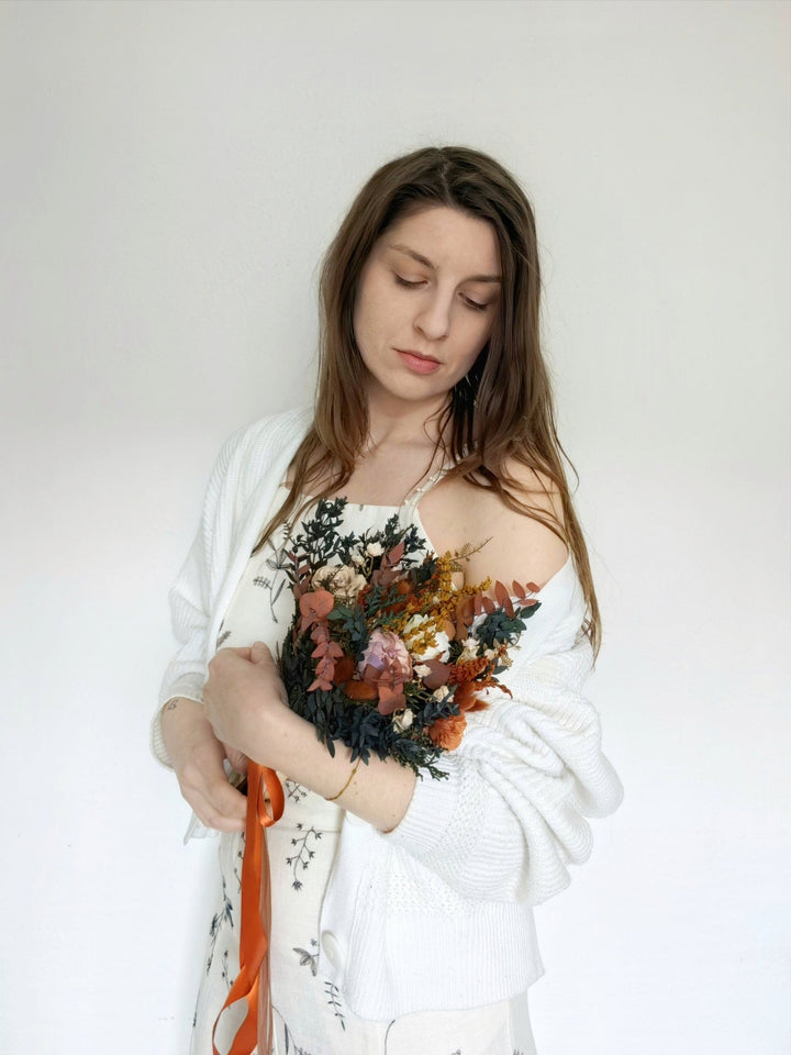 Terracotta Bridal Bouquet: Rustic Autumn Boho Wedding – handmade floral hair accessory by magaela