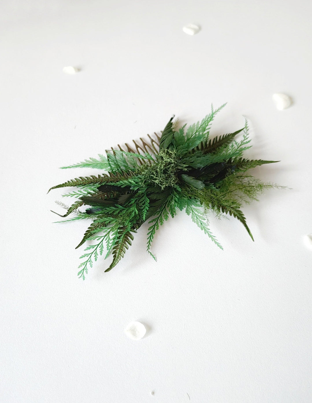 Fern Bridal Hair Comb: Preserved Greenery Flower, Woodland Wedding – handmade floral hair accessory by magaela