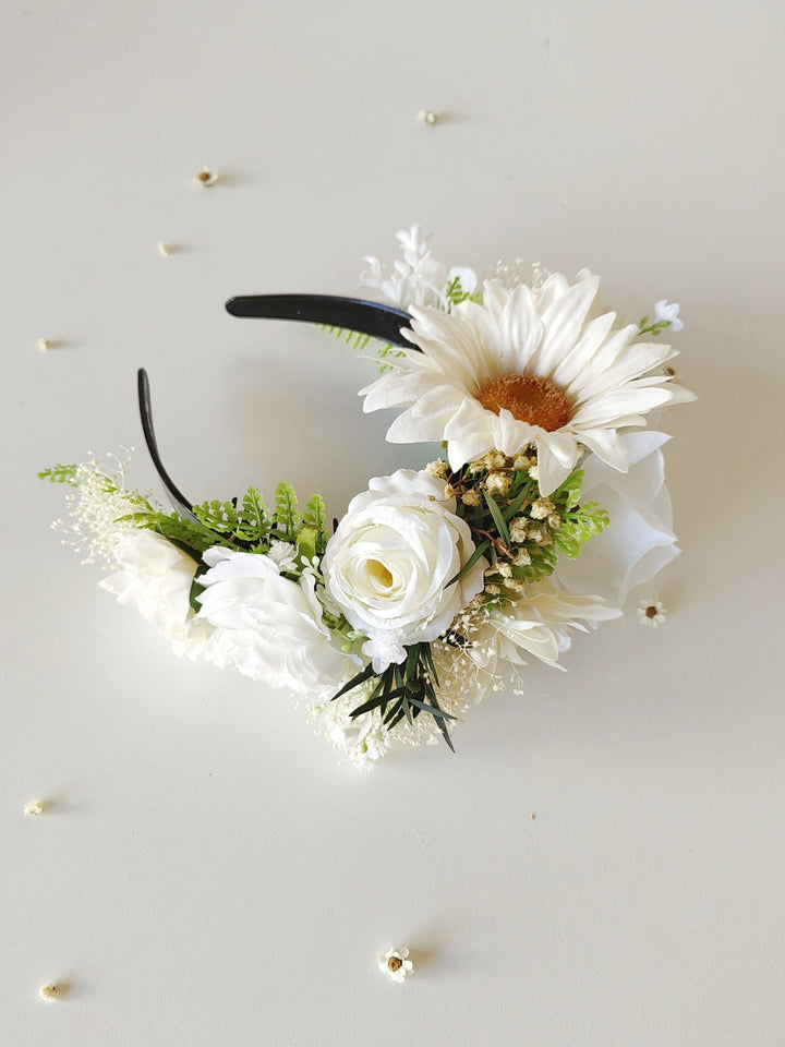 White Cream Daisy Flower Crown: Frida Inspired Wedding Headband – handmade floral hair accessory by magaela