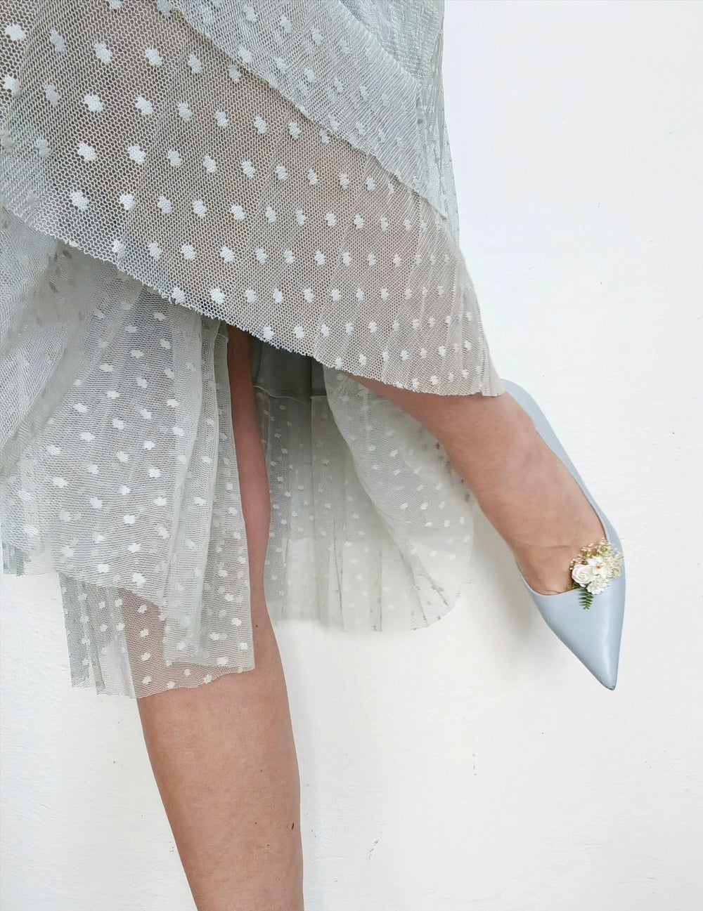 Ivory Flower Shoe Clips: Bridal Wedding Accessories – handmade floral hair accessory by magaela