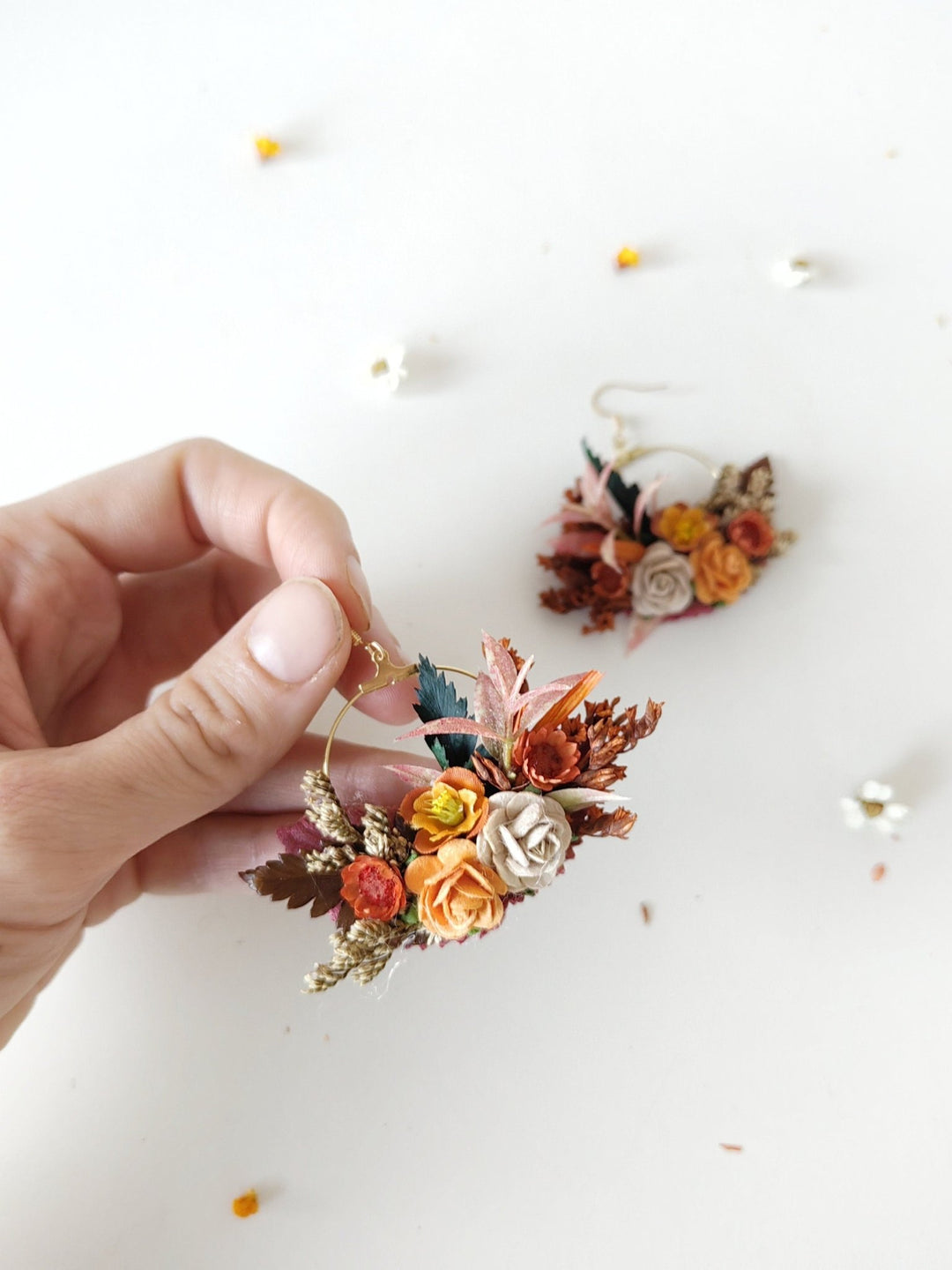 Terracotta Flower Circle Earrings: Autumn Wedding Jewelry – handmade floral hair accessory by magaela