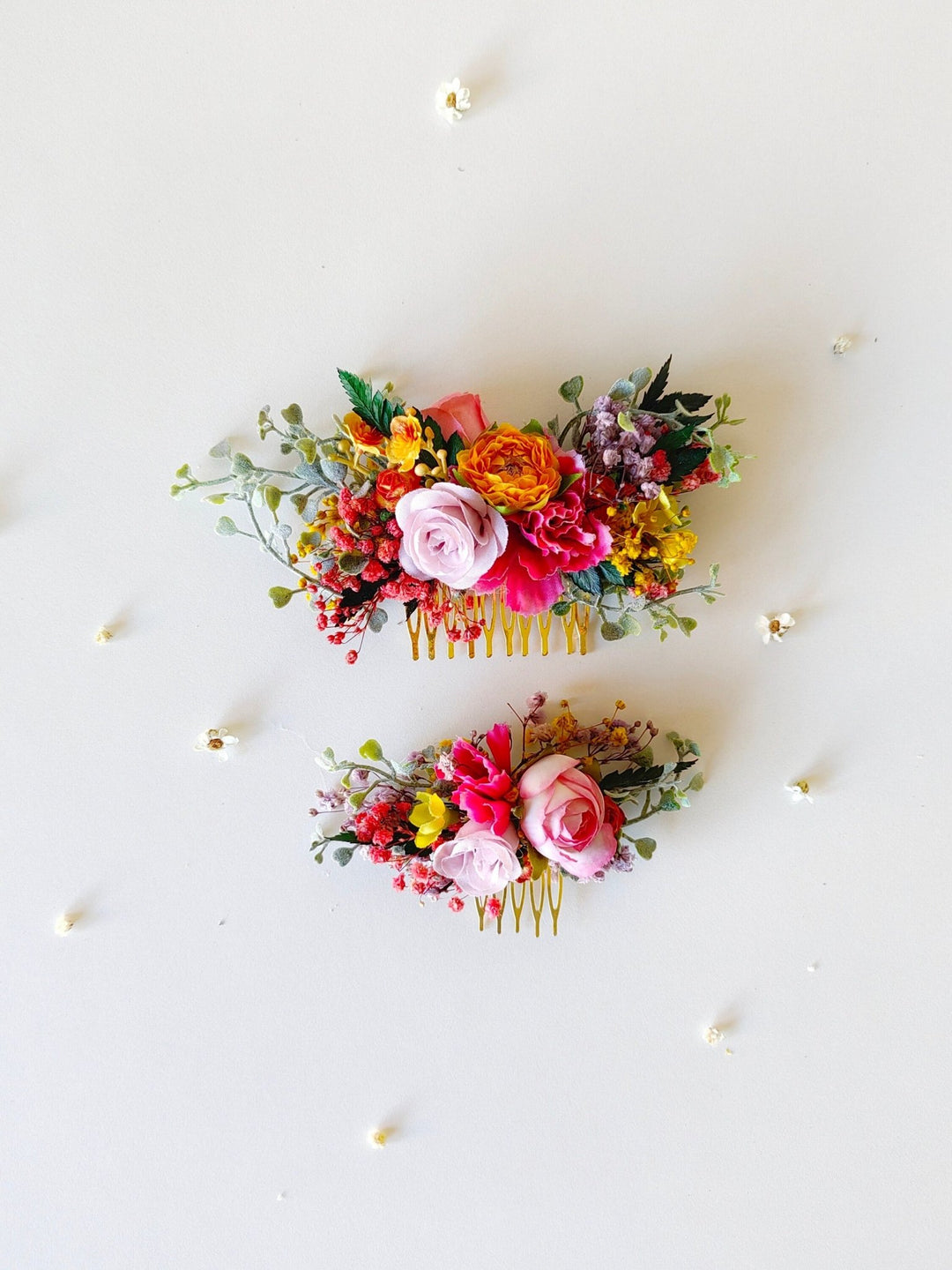 Colorful Floral Hair Comb: Boho Bridal Wedding Accessory – handmade floral hair accessory by magaela
