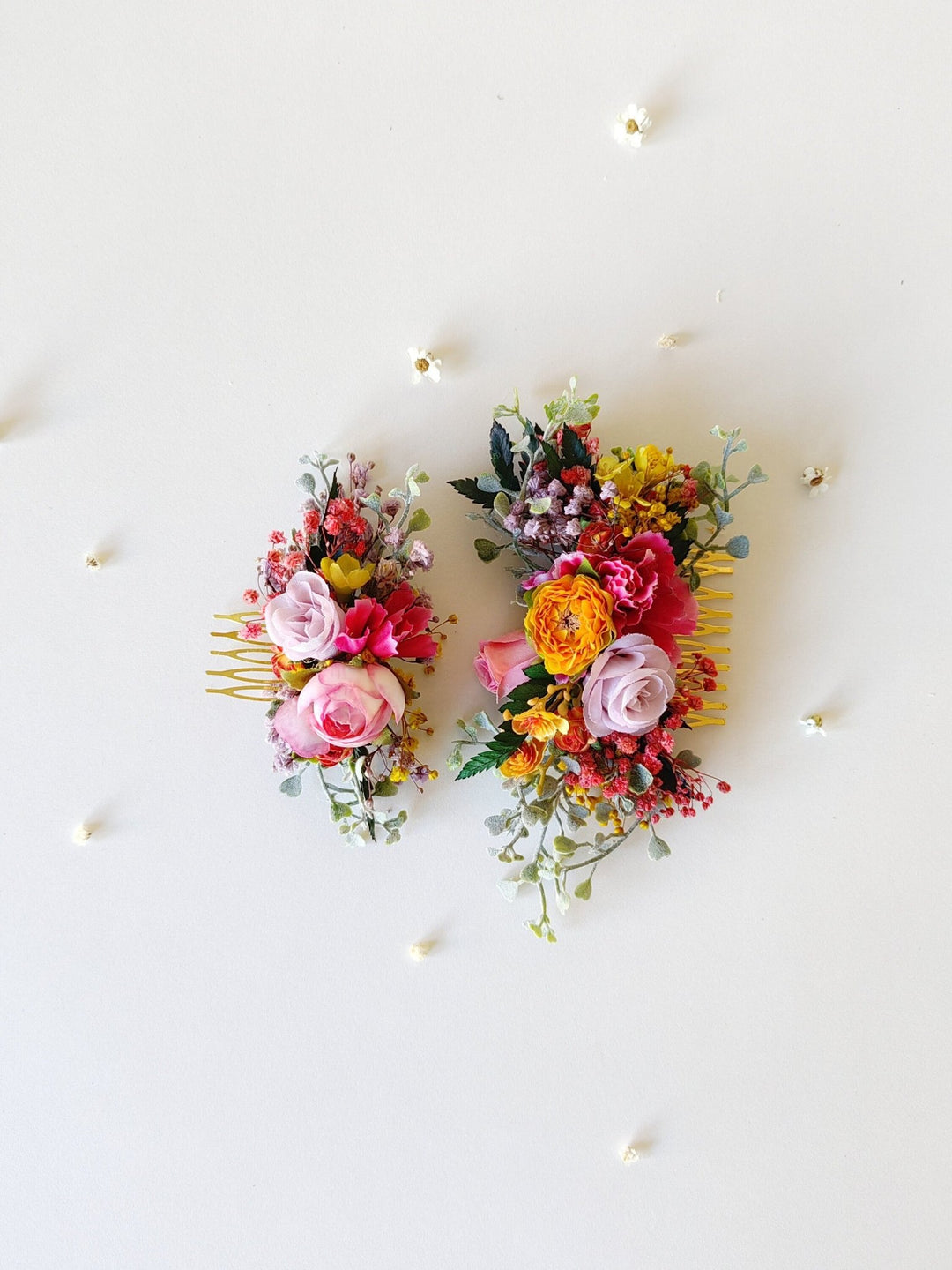 Colorful Floral Hair Comb: Boho Bridal Wedding Accessory – handmade floral hair accessory by magaela