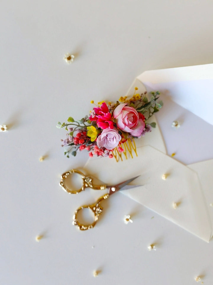 Colorful Floral Hair Comb: Boho Wedding Bridal Accessory – handmade floral hair accessory by magaela