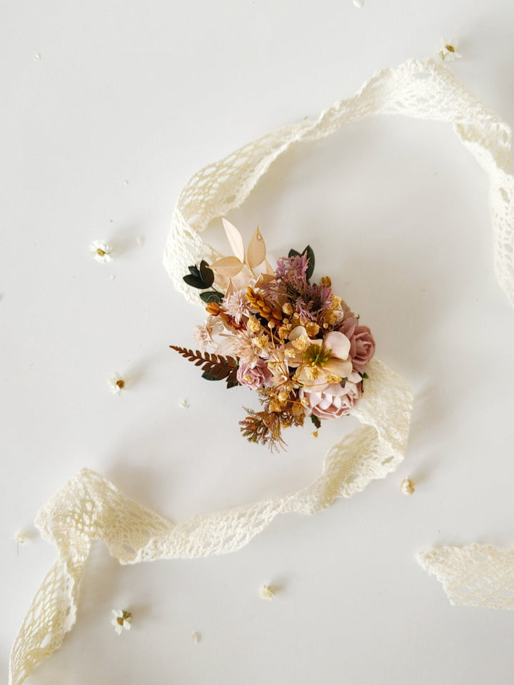 Blush Flower Bracelet: Romantic Wedding Wrist Corsage – handmade floral hair accessory by magaela