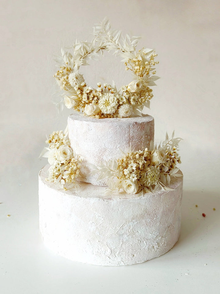 Boho Wedding Cake Topper: Cream Preserved Flower Circle, Rustic Decor – handmade floral hair accessory by magaela