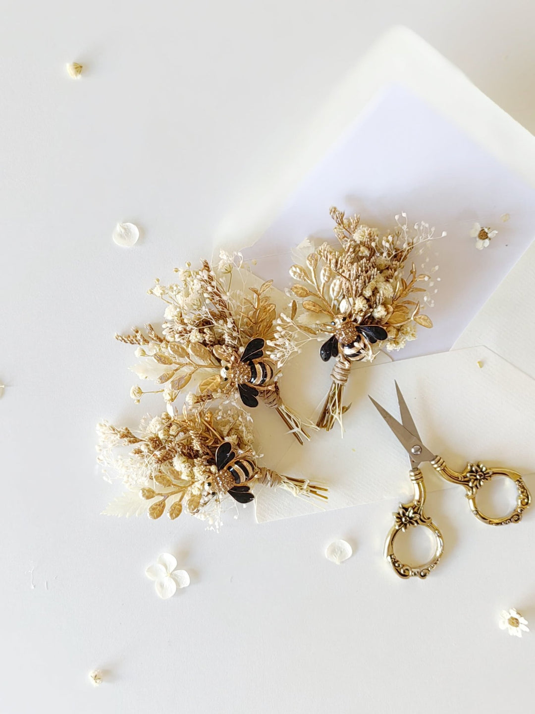 Rustic Bee Boutonniere: Gold Leaf Wedding Groom Accessory – handmade floral hair accessory by magaela
