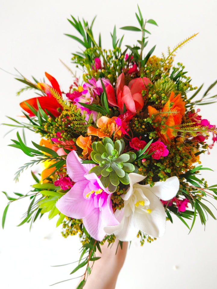 Tropical Bridal Bouquet: Aloha Hawaii Style Succulents, Beach Wedding – handmade floral hair accessory by magaela