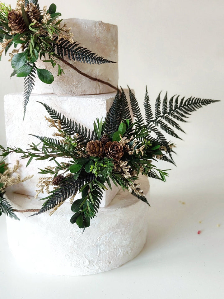 Fern Wedding Cake Topper: Woodland Flower Garland with Pine Cones – handmade floral hair accessory by magaela