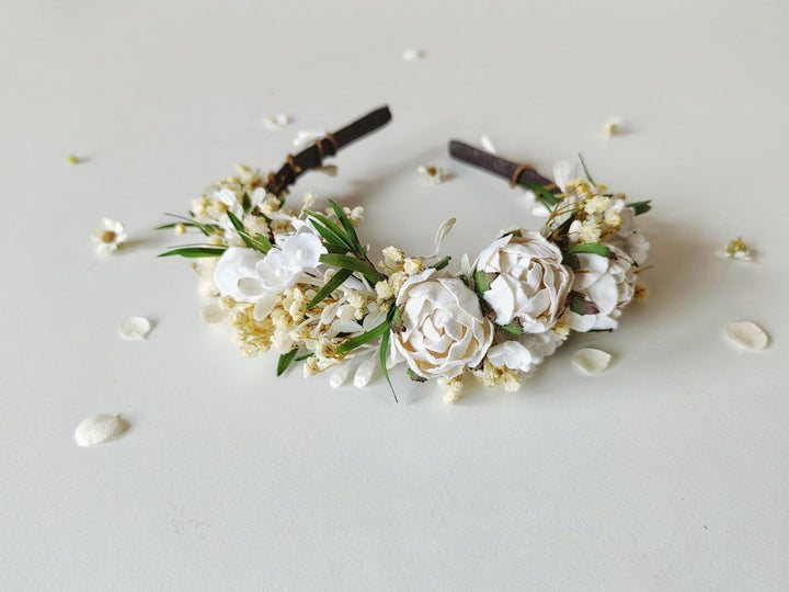First Holy Communion Flower Headband: White Peonies, Floral Girl Accessory – handmade floral hair accessory by magaela